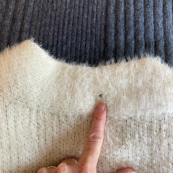 Kut from the Kloth cardigan - Picture 13 of 13